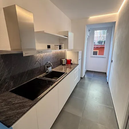 Casa Dei Limoni Apartment *