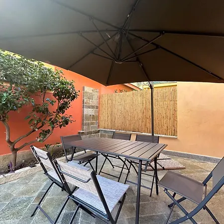 Casa Dei Limoni Apartment *